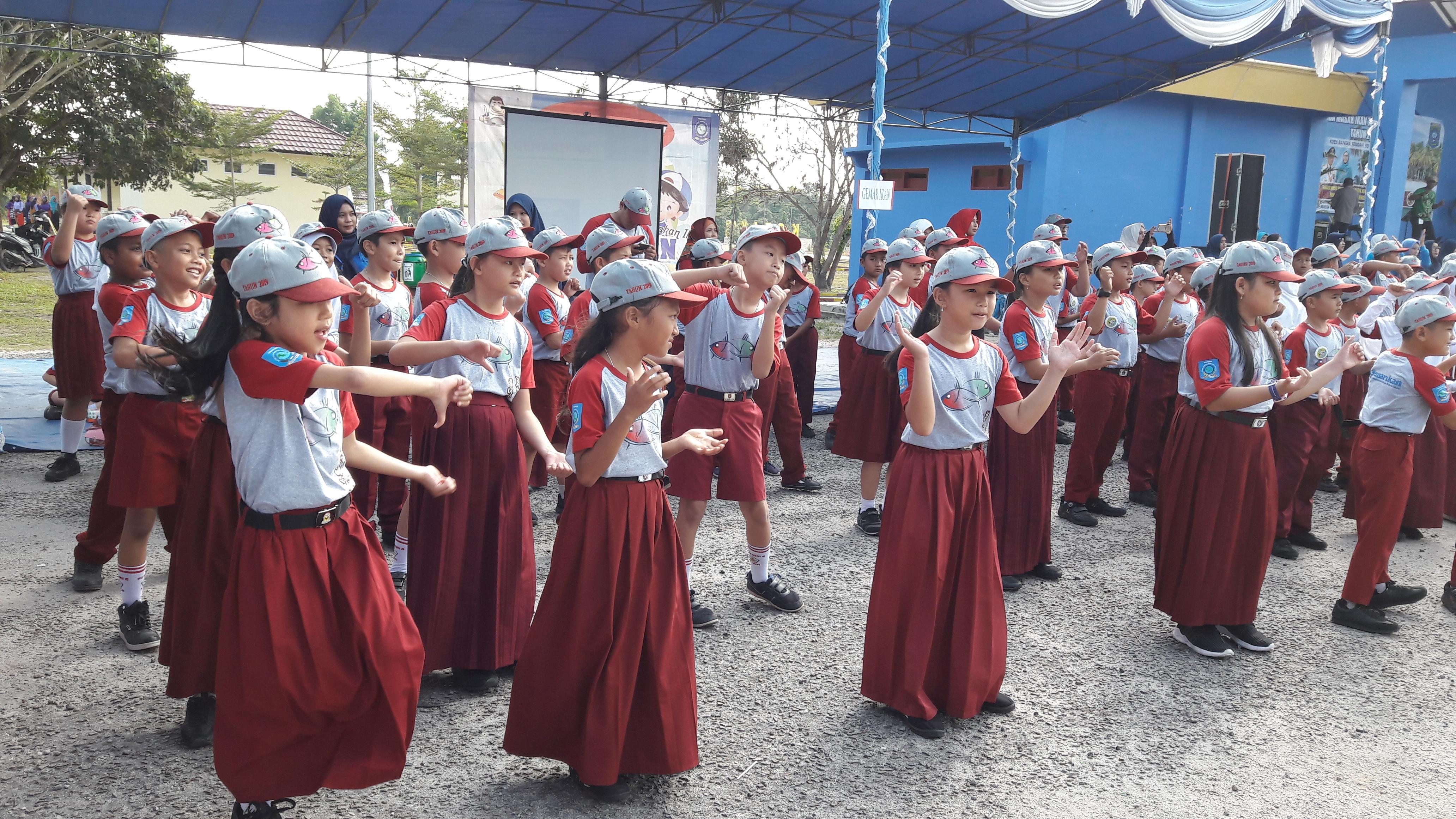 Meriahkan Kampanye Gemarikan, Seratus Siswa SD dan Paud Senam Gemari
