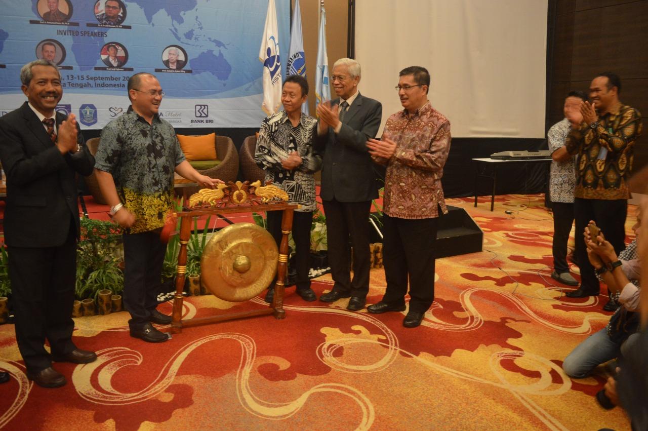 UBB Gelar Konferensi Maritim Internasional