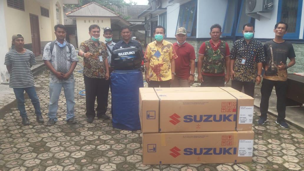 6 Unit Motor Tempel 15 PK Dibagikan untuk Nelayan Babel
