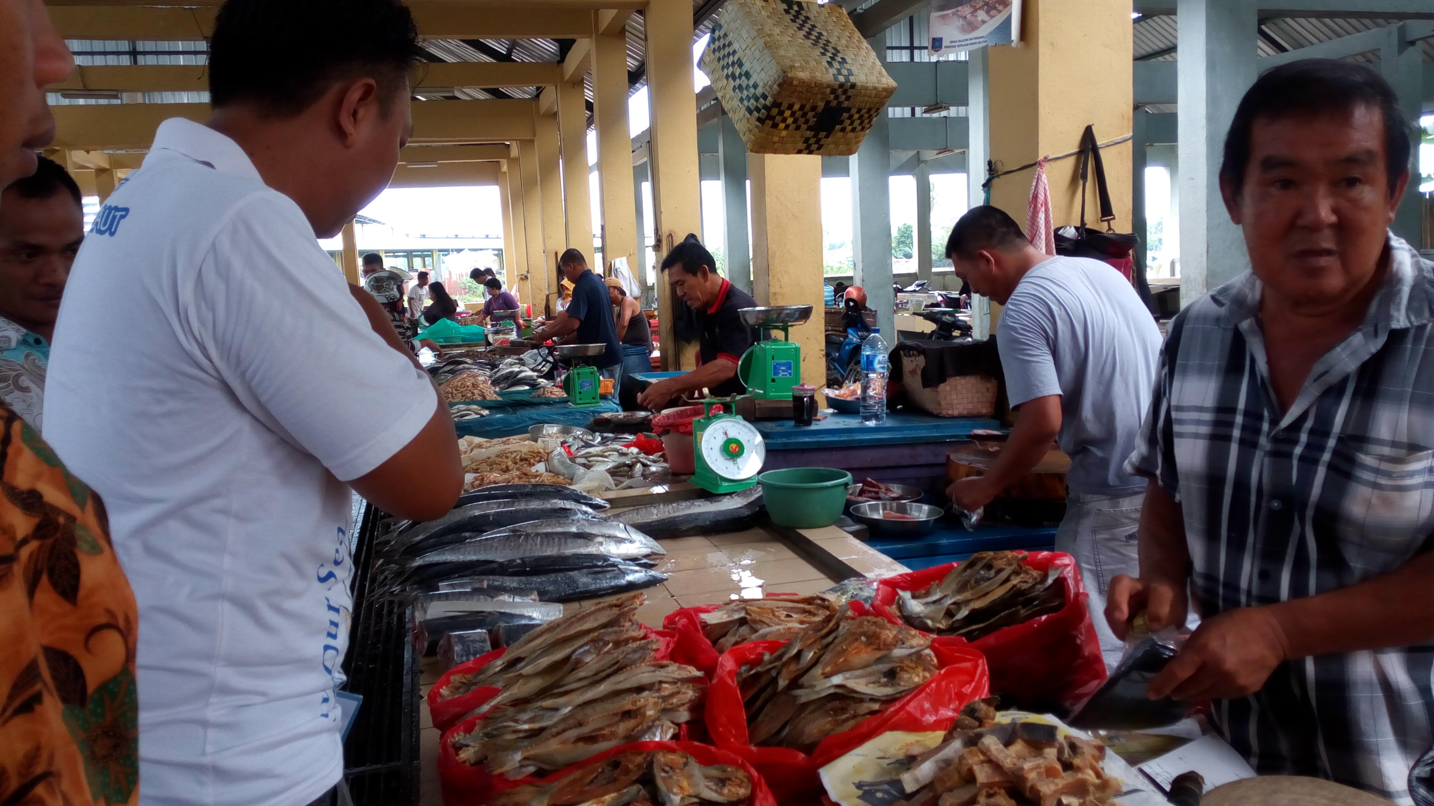 Jelang Hari Raya LPPMHP Pangkalpinang Lakukan Uji Keamanan Pangan Produk Perikanan 