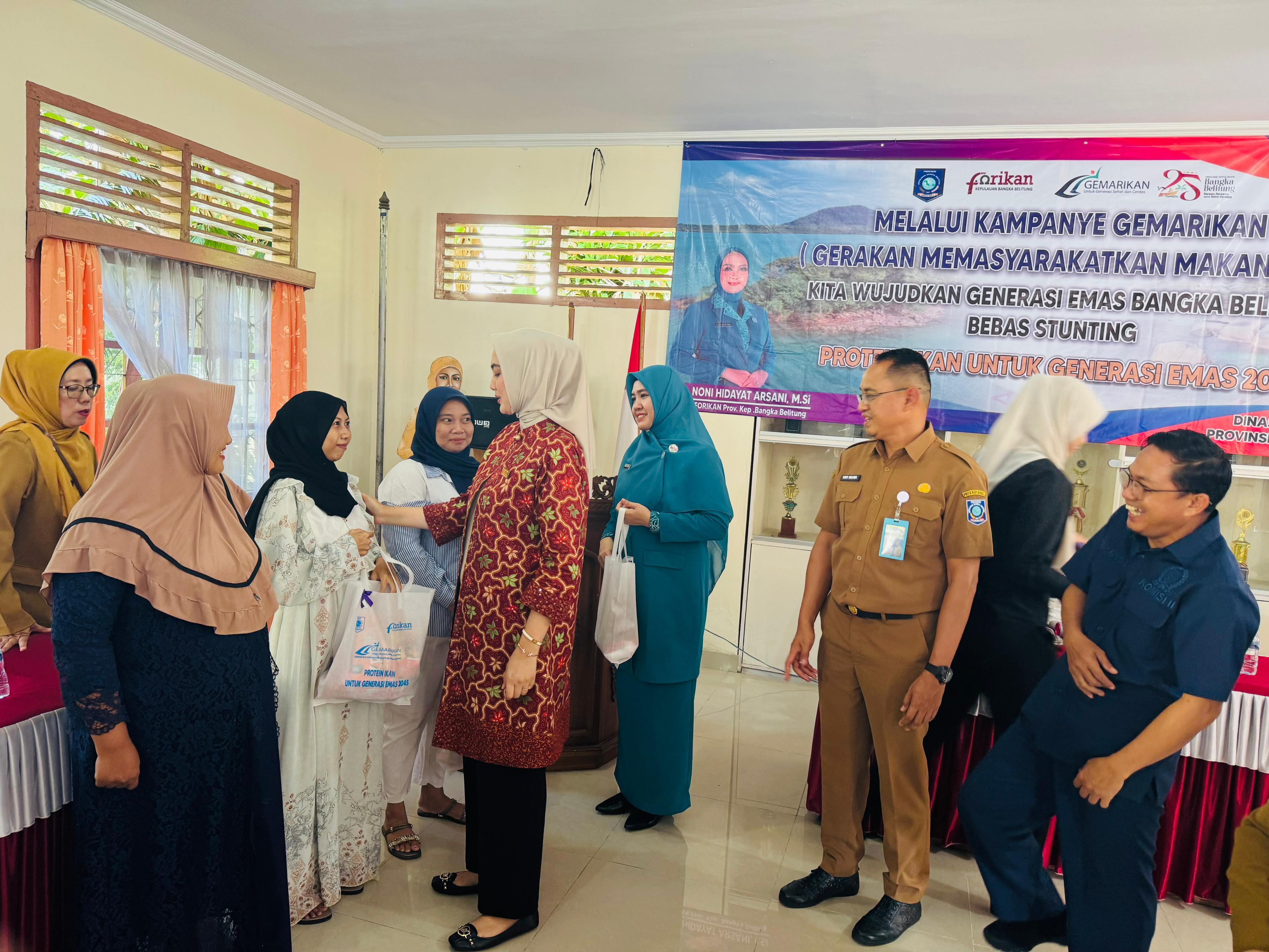 Fokus Pencegahan Stunting, Noni Hidayat Arsani Gencarkan Kampanye Makan  Ikan